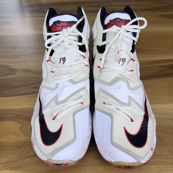 Nike LeBron 13 Friday the 13th 2015 Size 13 Sneakers Blood Jason Vorhees Horror - Picture 2 of 11